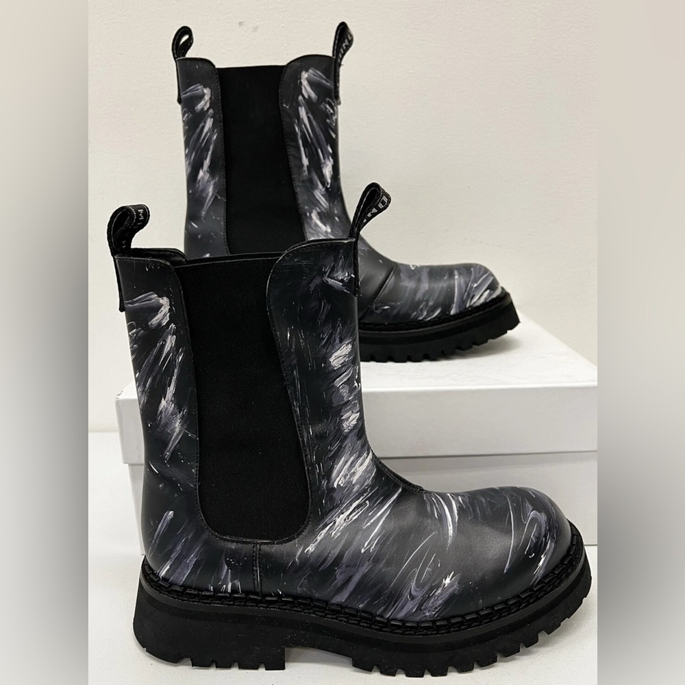 $840 NEW Moschino Black Rubber Sole BOOTS SHOES IN BOX CHELSEA